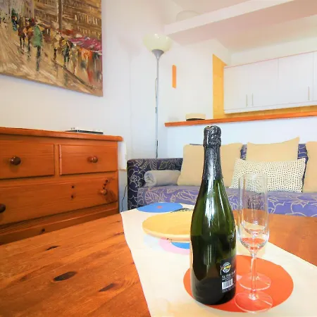 Barbara House Apartman *